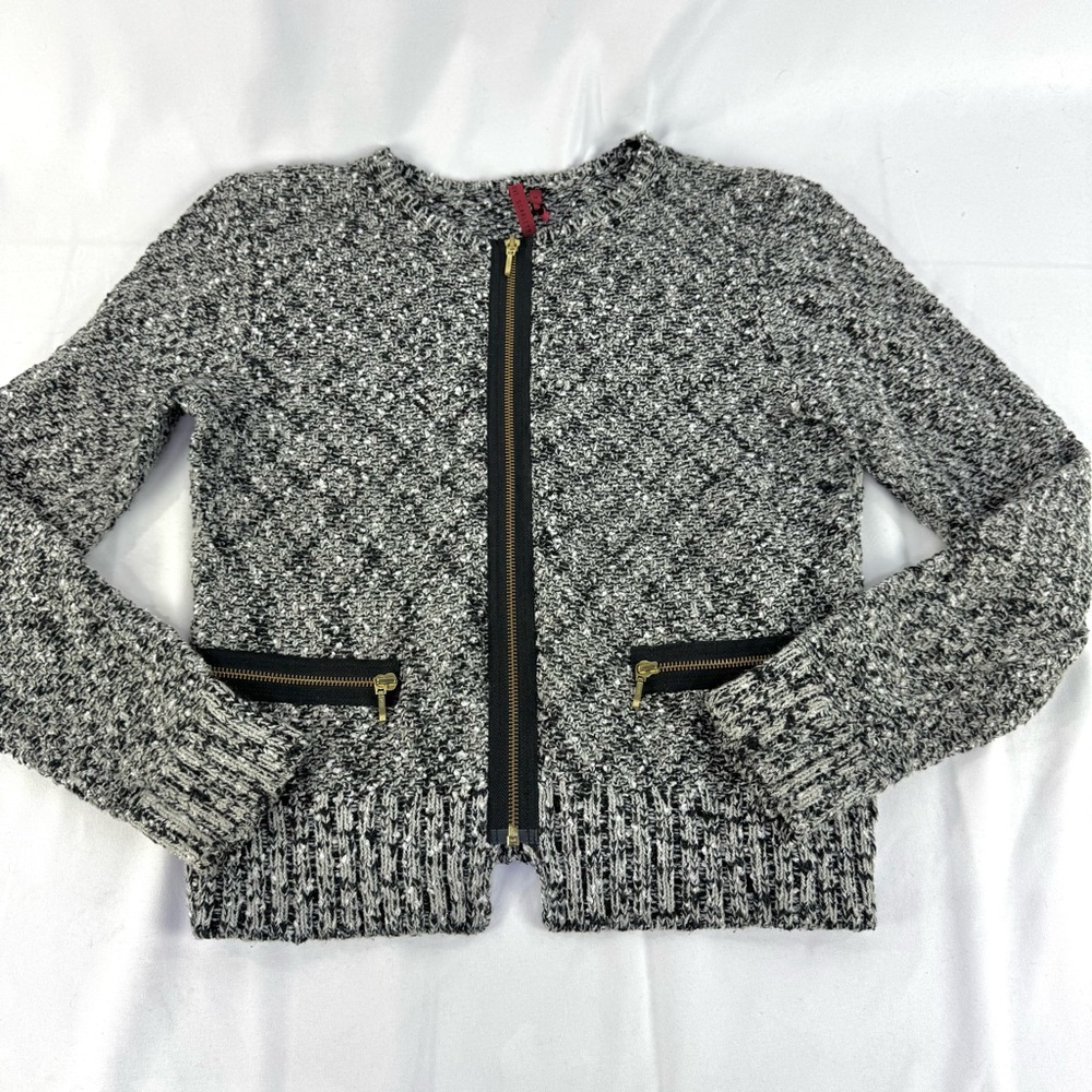 Love Scarlett elegant zip up sweater black/white marked knit women’s medium